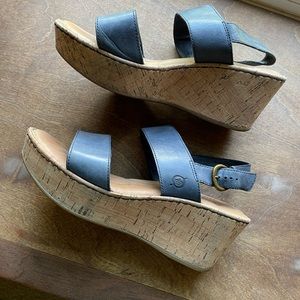 Born size 8 dark blue wedge leather